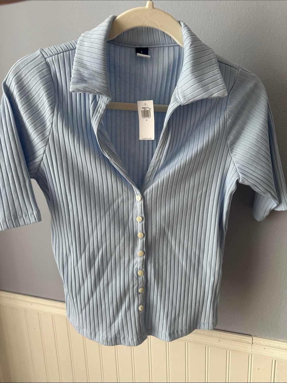 Old Navy Light Blue Ribbed Button-Front Top